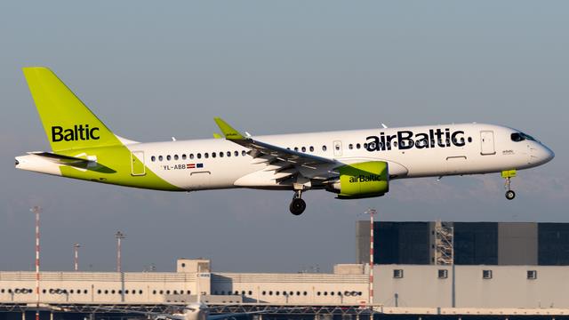 YL-ABB::airBaltic